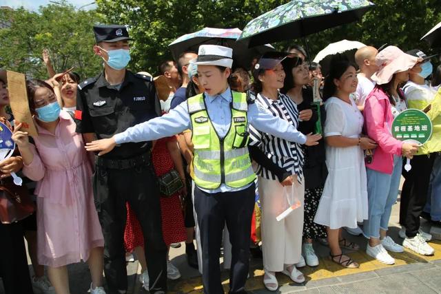 新绛县公安局圆满完成高考安保任务