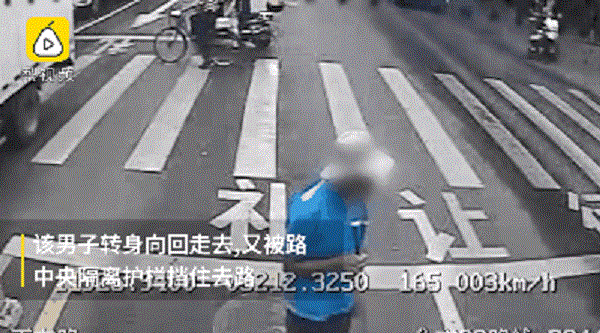 1562553034849911.gif 02.gif