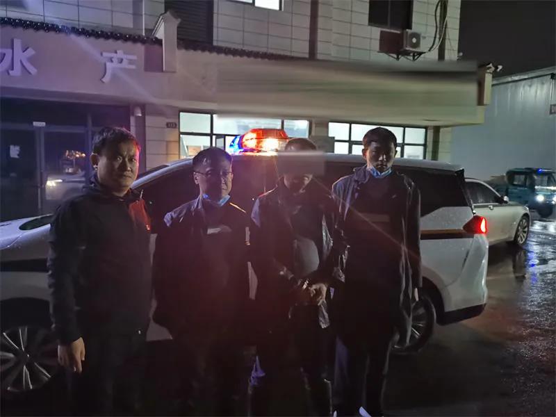 1603075557792353.jpg 抓捕逃犯1.jpg