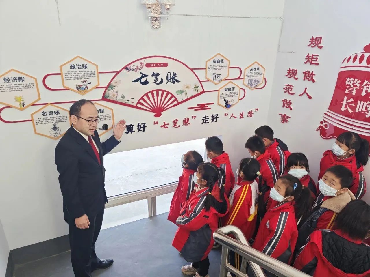 1701313261230623.jpg