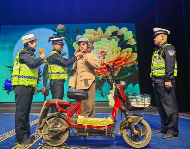 1761702834833473.png 1761702834833473.png