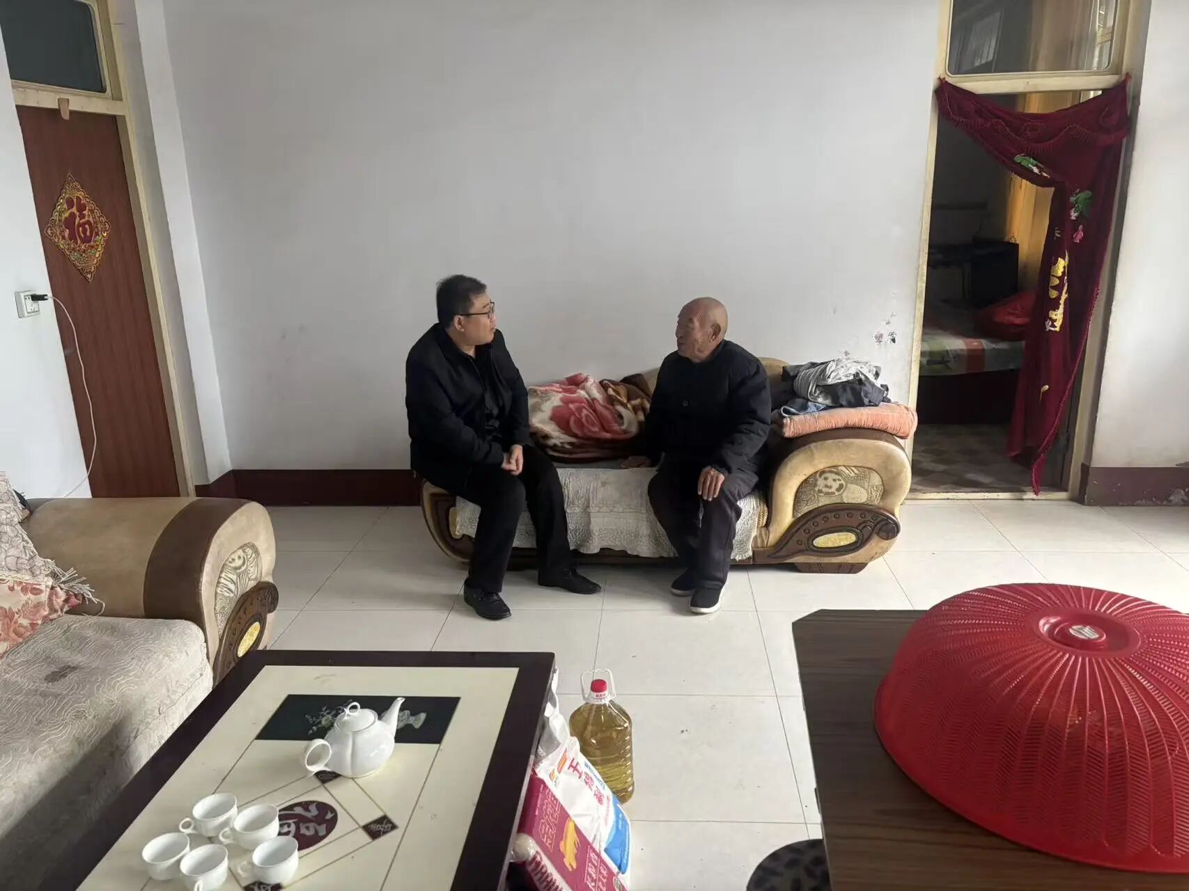 1761789158978373.jpg 1761789158978373.jpg