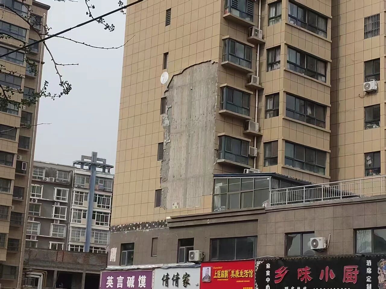 1762137326157626.jpg 1762137326157626.jpg