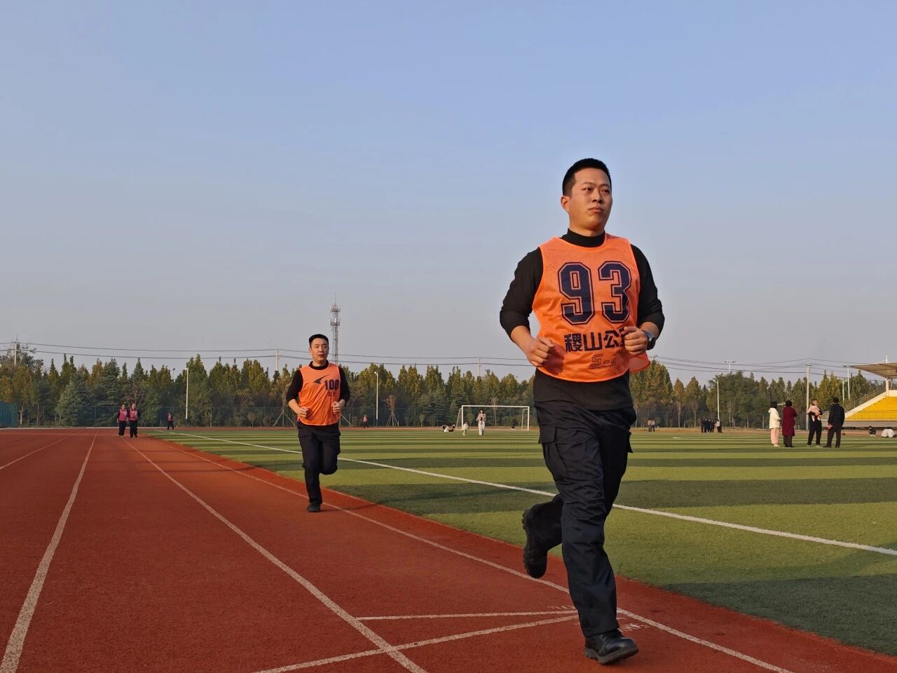 1762395801808222.jpg 1762395801808222.jpg