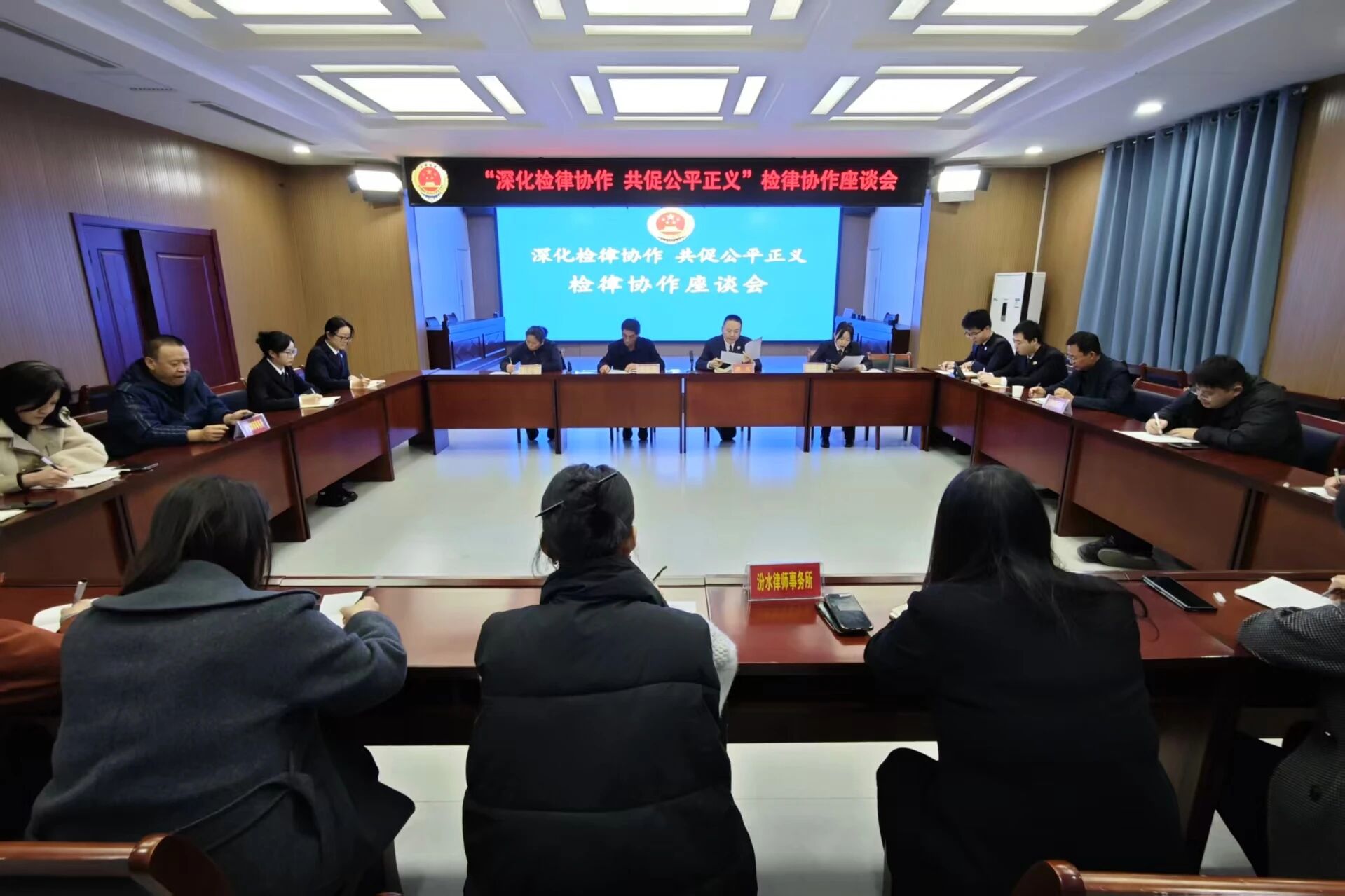 1763950885570829.jpg 1763950885570829.jpg