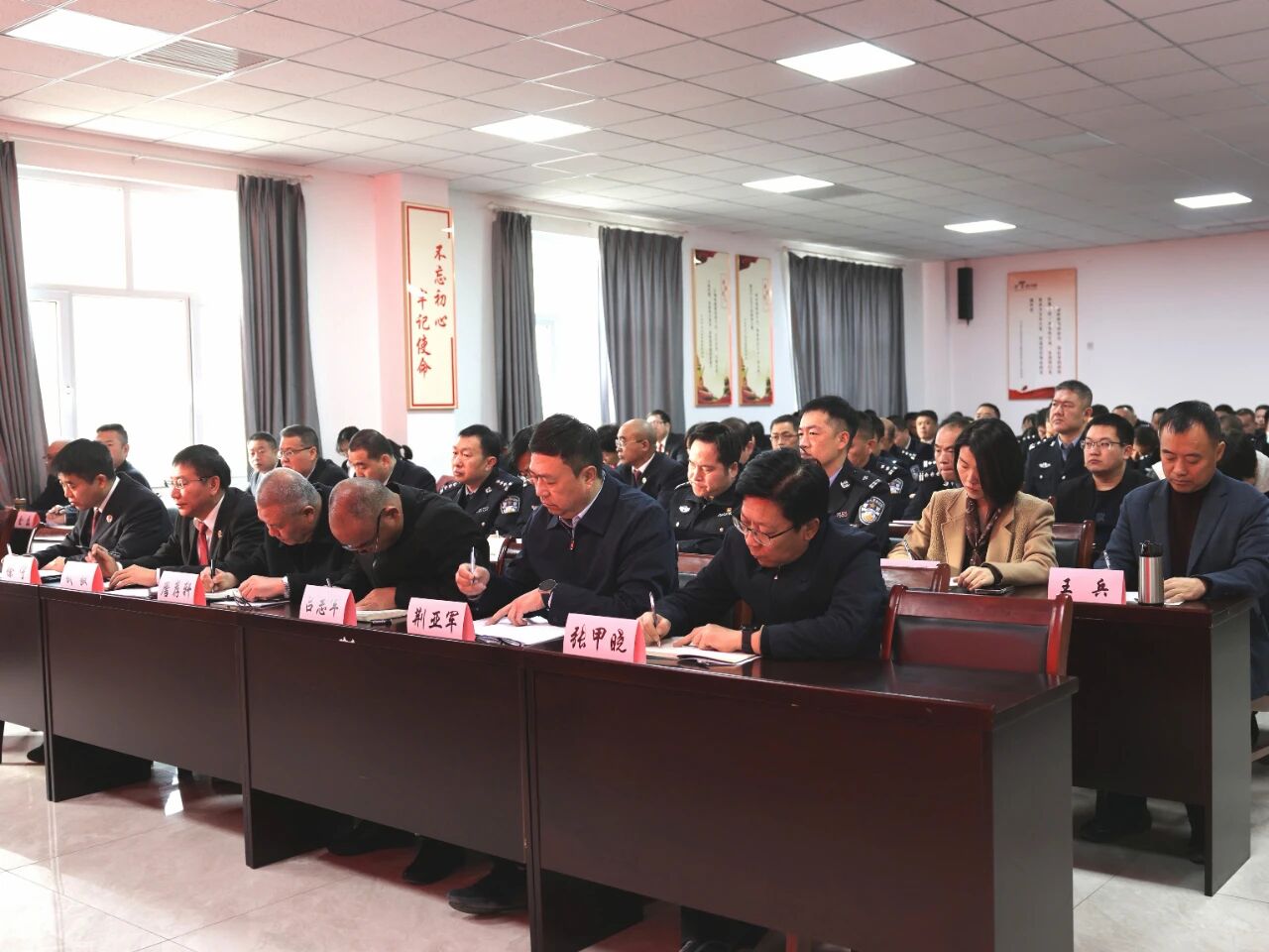 1765419232372239.jpg 1765419232372239.jpg