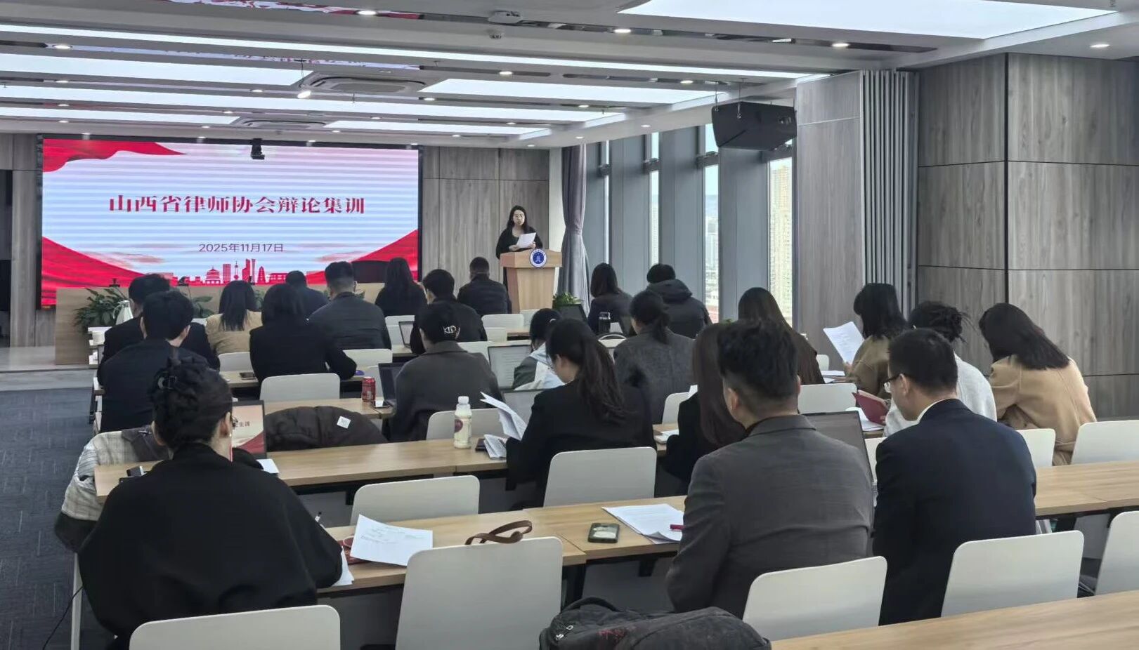 1765763838439427.jpg 1765763838439427.jpg