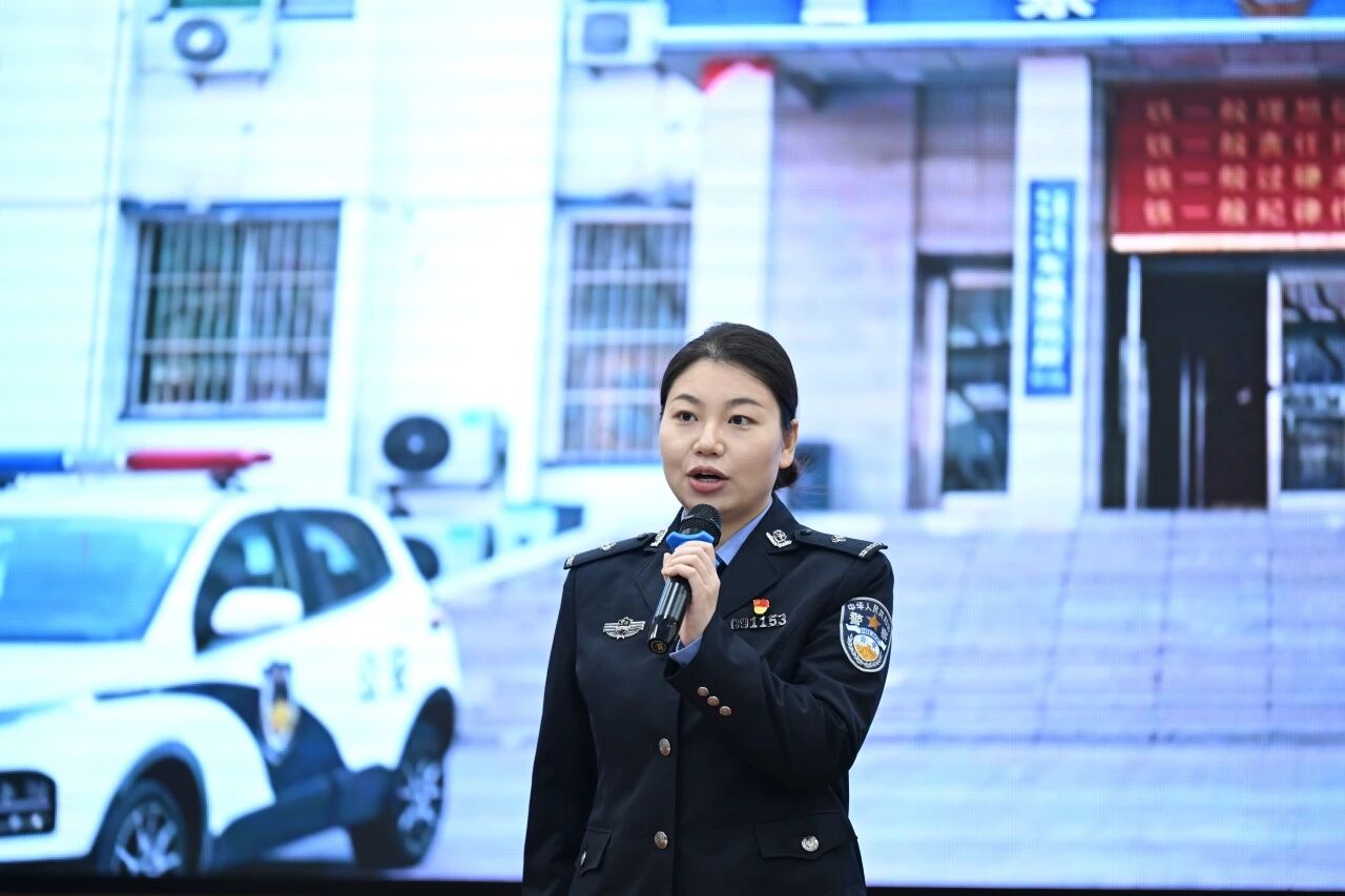 1767749596221314.jpg 1767749596221314.jpg