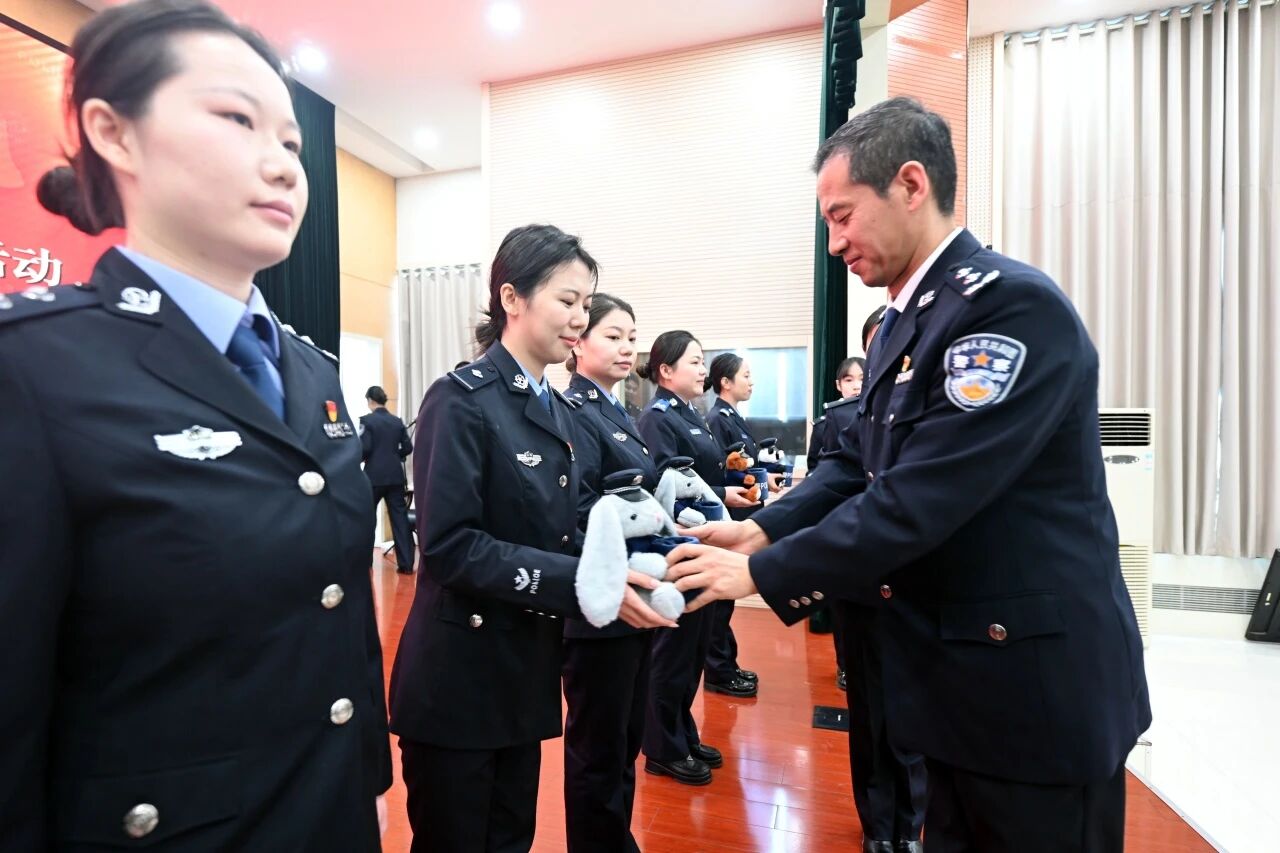 1767749768738686.jpg 1767749768738686.jpg