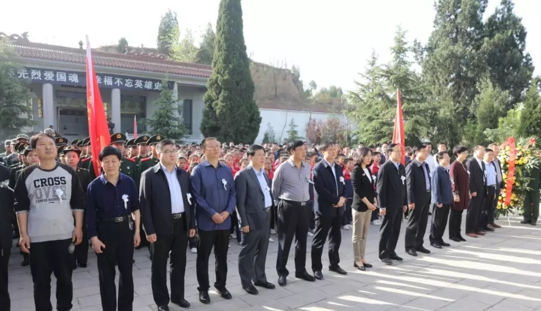 闻喜县举行清明祭扫活动 缅怀革命先烈