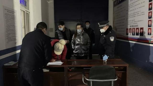 拒不配合防疫工作,殴打工作人员,运城公安再拘三人!