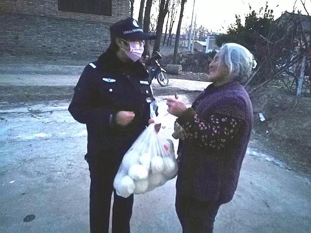 弘扬“马真精神”,让警徽在为百姓服务中闪光