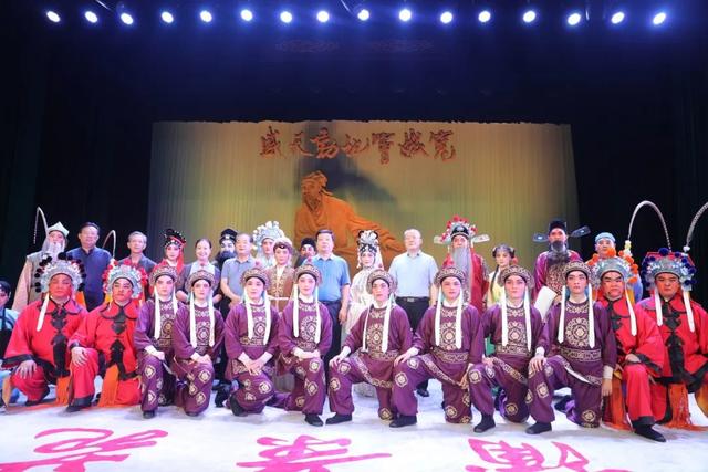 邓雁平：严格执法 公正司法 确保政法干警清正廉明