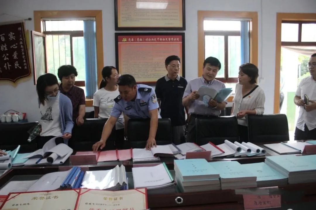 省委依法治省专项督察暨“七五”普法总结验收考核组对运城市进行督察考核 省委依法治省专项督察暨“七五”普法总结验收考核组对运城市进行督察考核