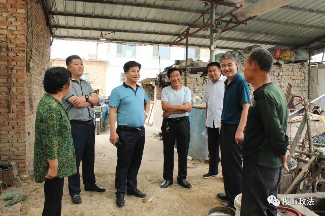 廉国锋和南选智就稷山县普速铁路安全隐患综合治理工作进行现场办公