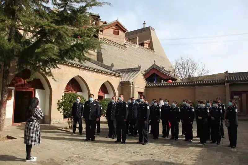 传承红色基因 锻铸忠诚警魂 传承红色基因 锻铸忠诚警魂