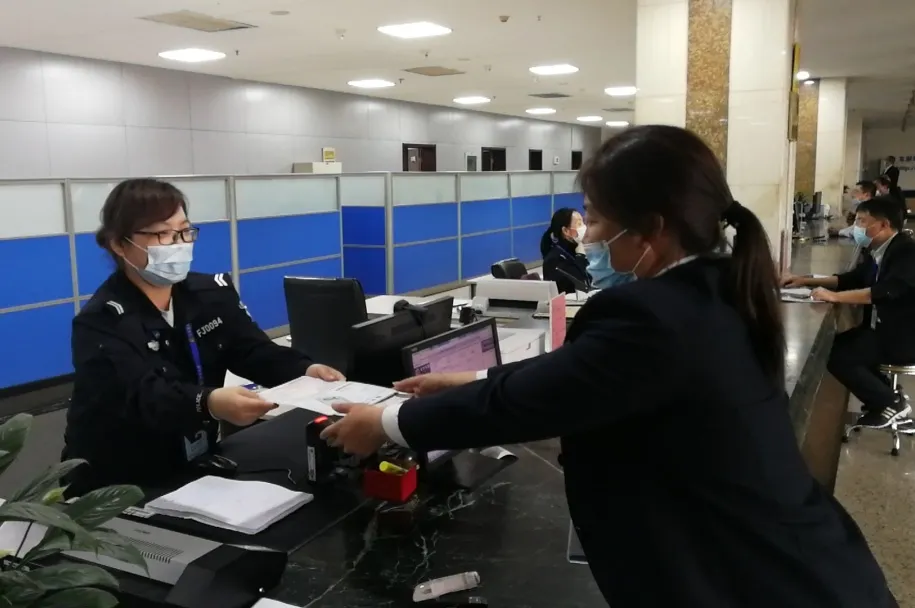 【我为群众办实事】运城市公安局交警支队出台便民利民十条措施 【我为群众办实事】运城市公安局交警支队出台便民利民十条措施