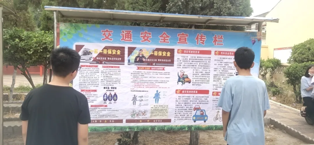稷山公安进农村开展交通安全宣传活动 稷山公安进农村开展交通安全宣传活动