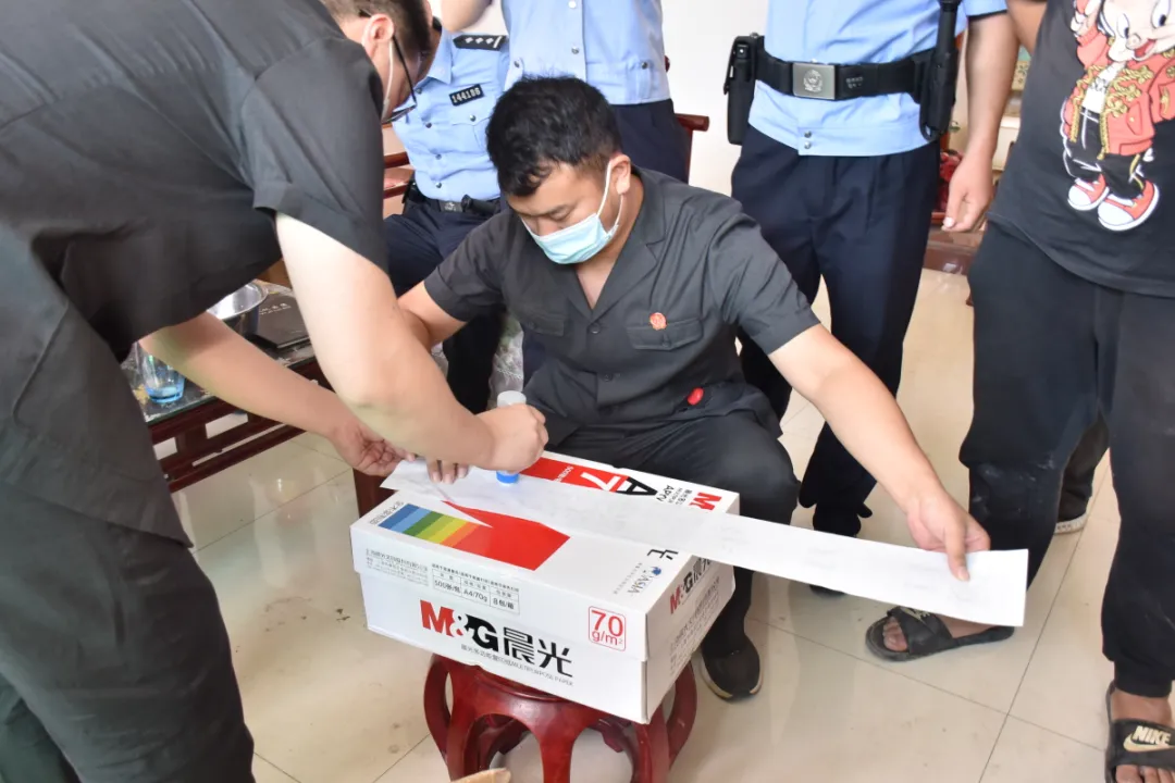 利剑出鞘 :河津法院开展“执行搜查”专项行动 利剑出鞘 :河津法院开展“执行搜查”专项行动