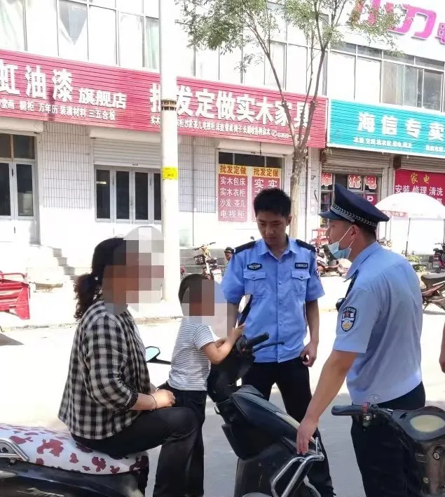 【我为群众办实事】新绛县公安局民警帮助群众快速找回走失儿童 【我为群众办实事】新绛县公安局民警帮助群众快速找回走失儿童