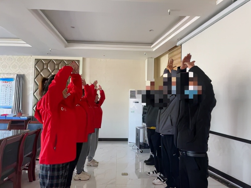 河津:定格“感恩”瞬间 关爱社戒康复人员 河津:定格“感恩”瞬间 关爱社戒康复人员