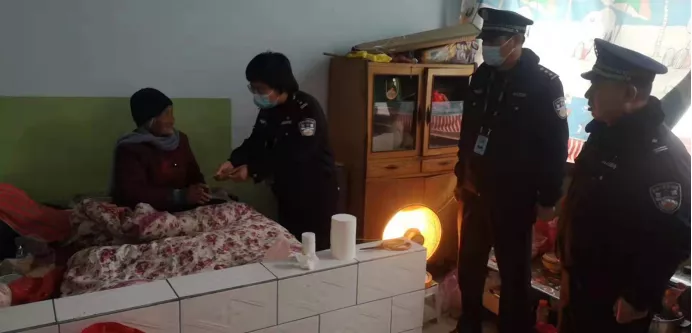 【我为群众办实事】万荣公安里望派出所民警的暖心警察节 【我为群众办实事】万荣公安里望派出所民警的暖心警察节