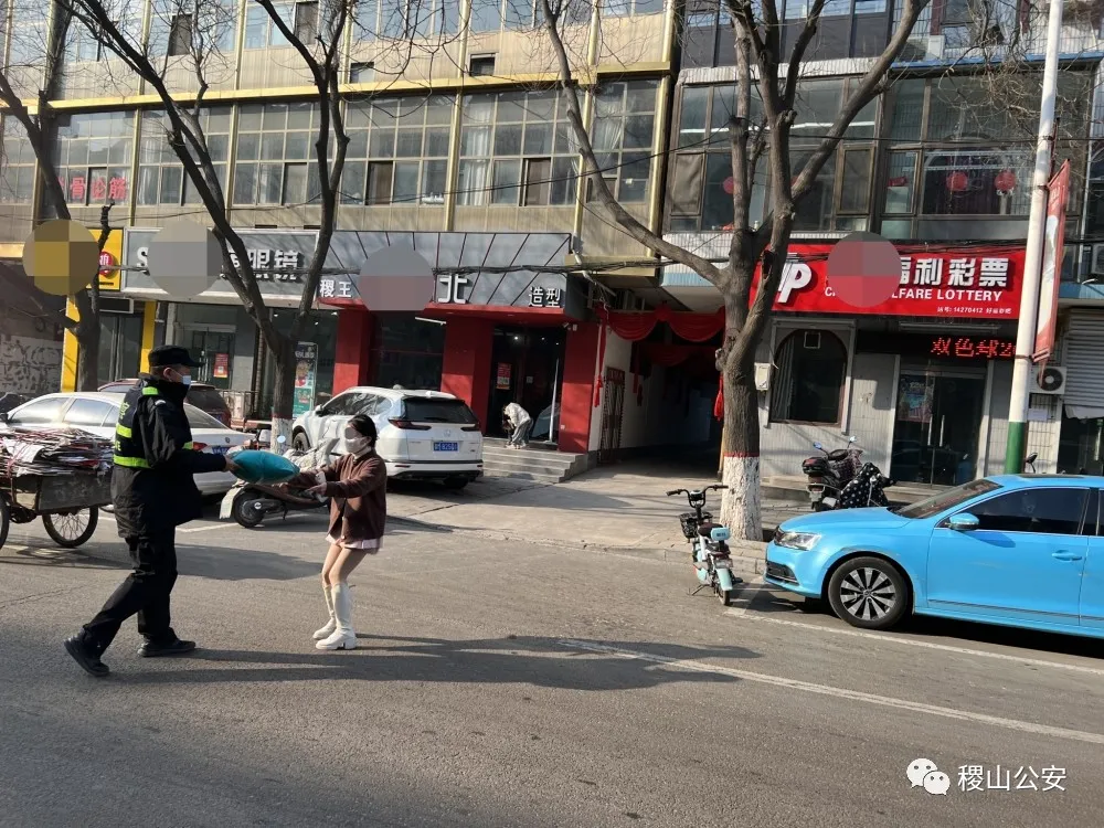 【我为群众办实事】细微小事暖人心 【我为群众办实事】细微小事暖人心