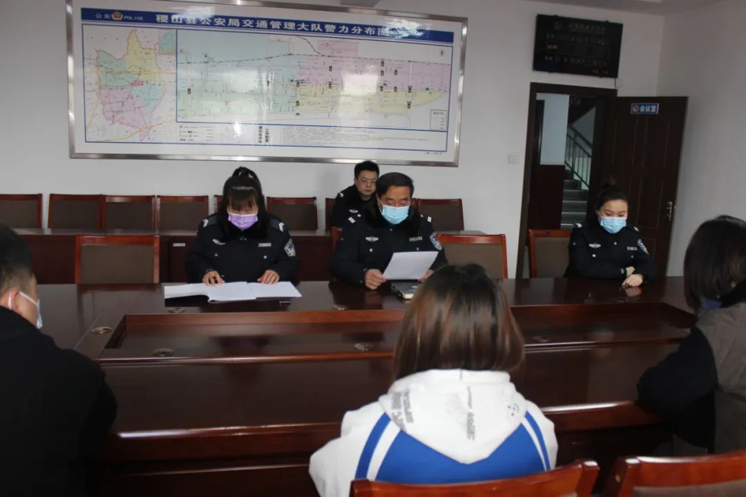 稷山交警召开2月份“减量控大”新闻发布会 稷山交警召开2月份“减量控大”新闻发布会