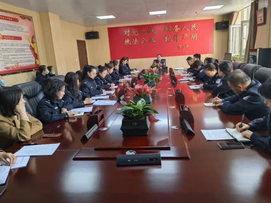 学习业务拓展思路 集思广益解决难题 学习业务拓展思路 集思广益解决难题