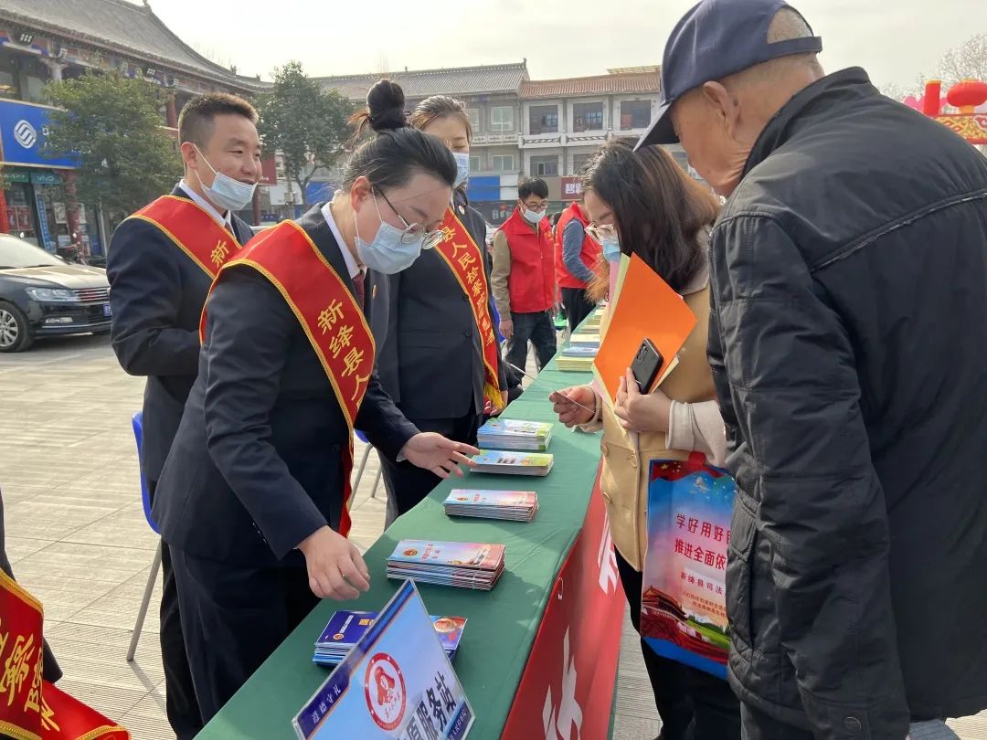 用努力变现青春价值 用努力变现青春价值