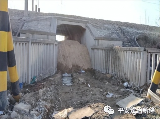 新绛县护路办及时处置两起涉路问题 新绛县护路办及时处置两起涉路问题