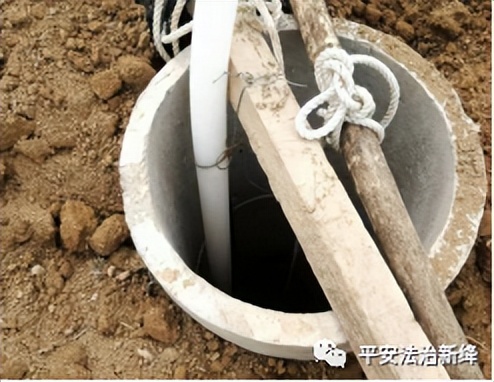 新绛县护路办及时处置两起涉路问题 新绛县护路办及时处置两起涉路问题