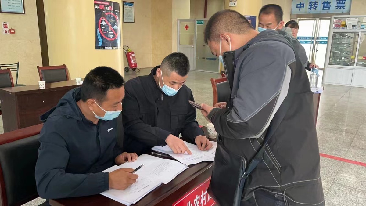 【勇冲锋 显担当】永济市委政法委助力疫情防控阻击战 【勇冲锋 显担当】永济市委政法委助力疫情防控阻击战
