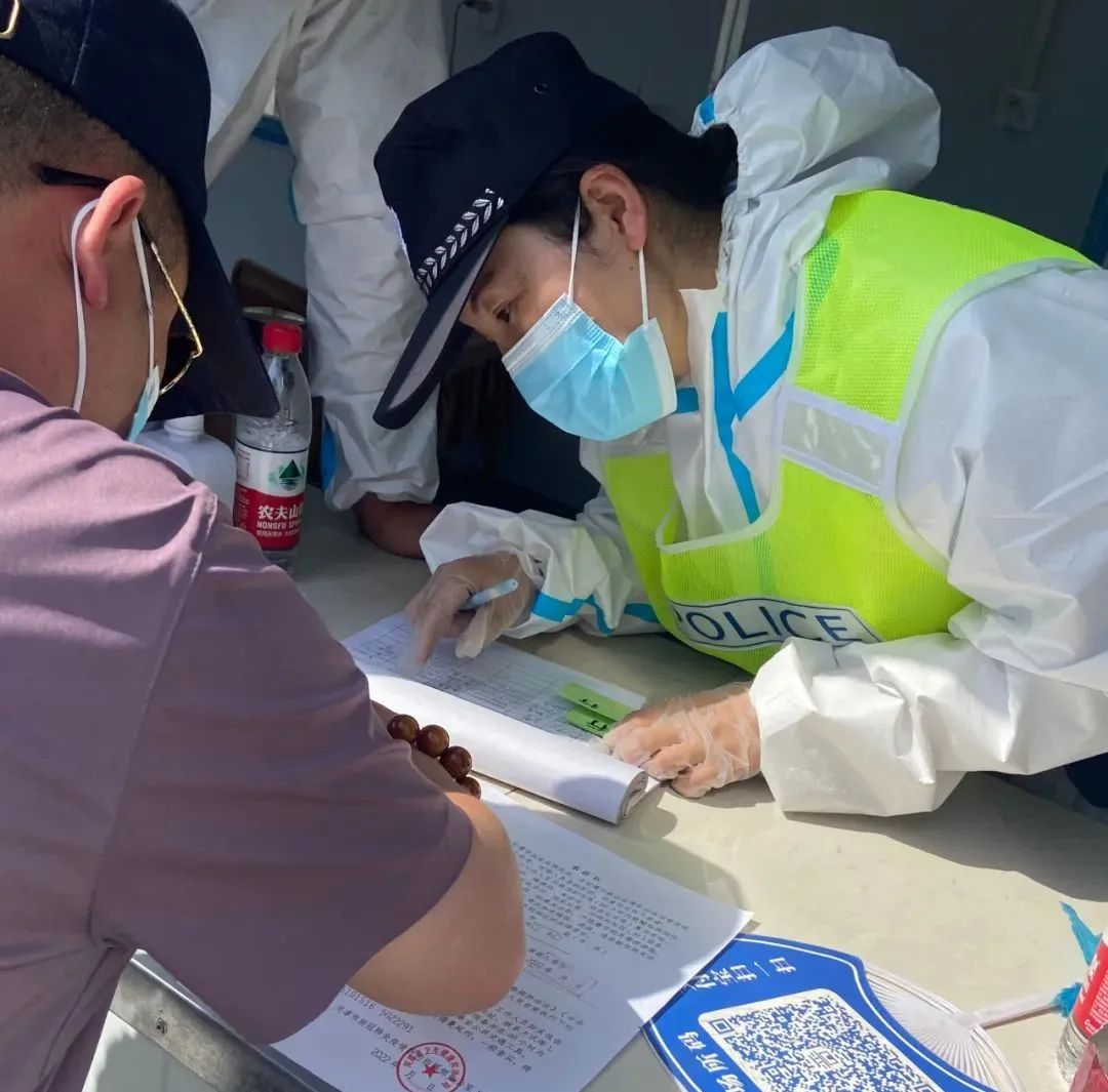 【政法干警奋战“疫”线】平凡历练卓越 琐事磨出成绩 【政法干警奋战“疫”线】平凡历练卓越 琐事磨出成绩