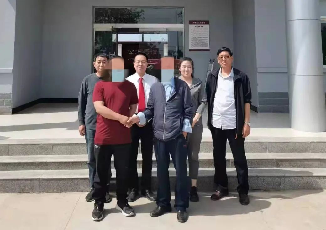 庭所联动办难案 村贤助力巧化解 庭所联动办难案 村贤助力巧化解