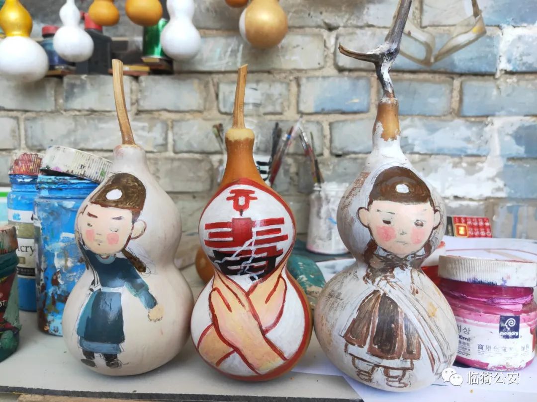 巧手传文化 指间译禁毒